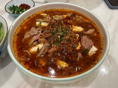 -犇逸·乐山跷脚牛肉·四川现炒(览海店)