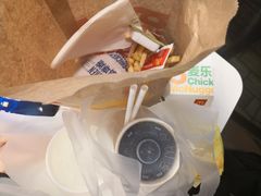 -麦当劳(中唱大厦店)