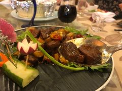 -山明水秀大饭店