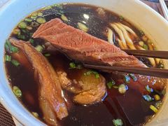 超厚切牛肉-中国厨房/台湾牛肉面