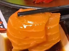 -牛YO寿喜烧·铁板烧和牛火锅自助(市府恒隆店)