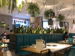 大堂-三个椰子·现砍椰子鸡(金源CBD店)