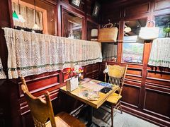 -古董花园(思南路42弄小区店)