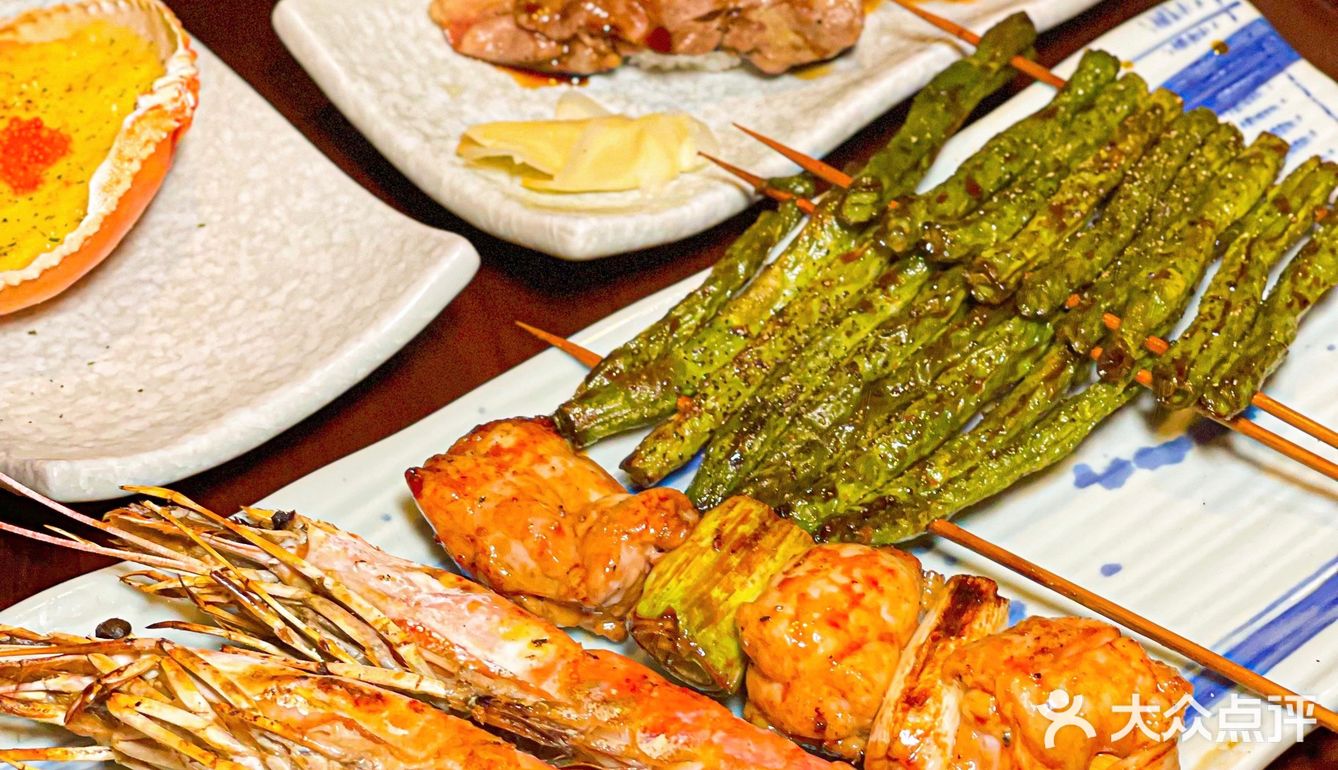 瞬间被治愈！寿喜锅、豪华鹅肝手握，每次都吃到光盘