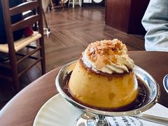 -Café Monson