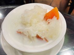 牛奶雪耳炖木瓜-民信老铺(华盖路店)