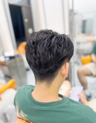 -豪斯塔美发连锁