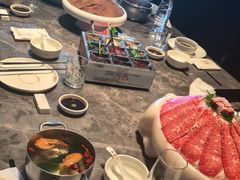 -德天肥牛海鲜火锅(城西银泰店)