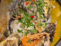-鸣记脆皮烤鱼·海鲜烤鱼(三八广场店)