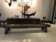 -皇马海口湾海景酒店(万绿园秀英港店)