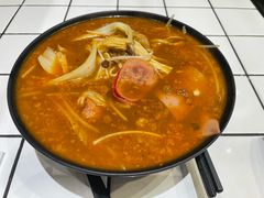 -肥汁米蘭香港米线(长宁来福士店)