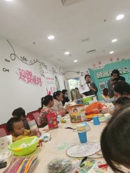 -孩子王(禹洲世贸店)