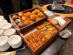 -怡聚轩全日制自助餐厅(大中华喜来登酒店)