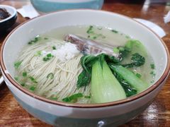 -朱鸿兴面馆(绿宝广场店)