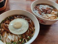 -矮子粉店1985·长沙米粉(湘春路店)