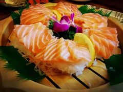 -青瓦餐厅·生鱼片·韩园烤肉(西塔店)