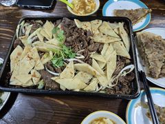 铁板牛肉拌饼-清真永恒华威肉饼(潘家园店)