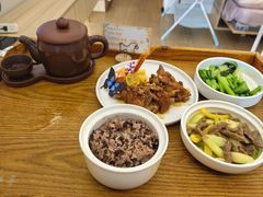 -雪梅月子中心(华侨城店)