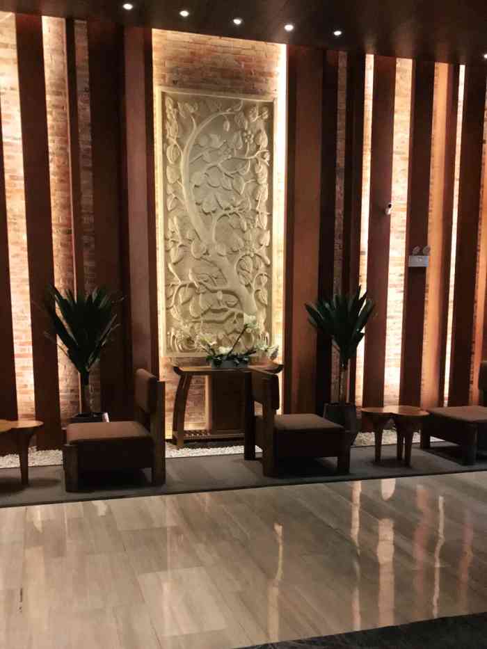 素舍精品酒店(远洋乐堤港店)-"因表妹从澳洲回来,带着三个孩子,方便起