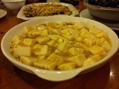 蟹粉烩豆腐-牧羊餐厅