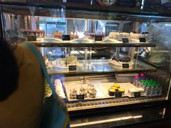 -莓园冰淇淋店