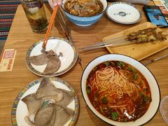 -宝龙城(杭州滨江店)