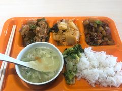 -上海外国语大学（松江校区）食堂