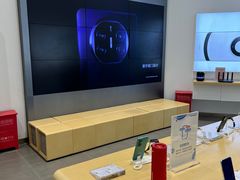 -华为授权体验店(中山公园来福士)