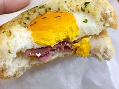 太阳蛋培根烤吐司-星巴克(湖州凤凰时代广场店)