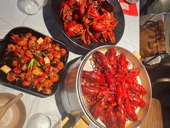 -巴厘龙虾·榜首油焖大虾(音乐学院·沿江酒馆店)