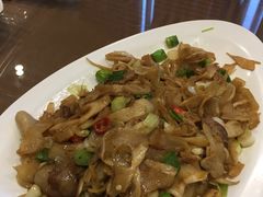 炒野笋丝-刘胖子家常菜·蹄花焖藕(中南店)