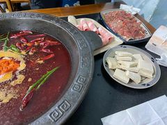 -重庆故事姊妹老火锅(财经学院店)