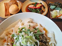 -顺溜·手工刀削面·黑金店(铜锣湾店)