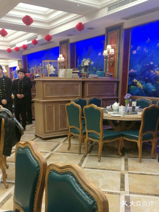 品海楼·大连海胆锅贴馆(东港店)大堂图片