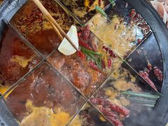 -正南齊北重庆老火锅(光华村直营店)