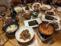 -山茶云南菜(永安里店)