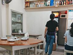 -胡子饮食店
