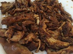 -溢心园香河肉饼总店