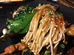 -八一路好吃街(雨田商务大厦店)