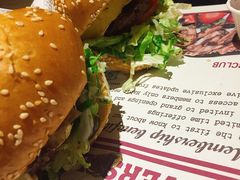 -The Habit Burger Grill 哈比特汉堡(复兴soho店)
