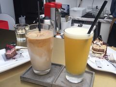 -UNI UNI(环亚凯瑟琳店)