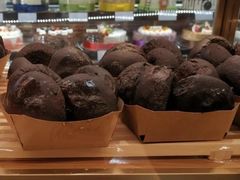 黑眼豆豆-欧佩拉(红星路店)