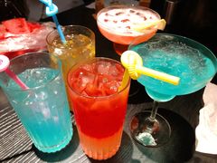 -弥庐酒吧KTV(庐山店)