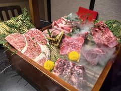 -山川小町·极番烧肉(新地假日广场店)