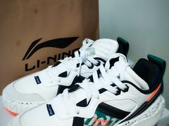 -李宁(大宁国际旗舰店)