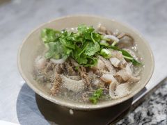 -谢老五跷脚牛肉·非遗传承店