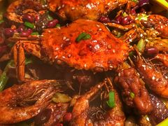 -多嘴超级肉蟹煲(杉杉国潮主题店)