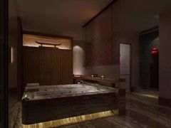 -爱乐国际温泉水疗会