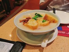 荔湾艇仔粥-点都德(千灯湖环宇城店)