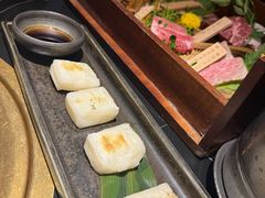 -山川小町·极番烧肉(新地假日广场店)